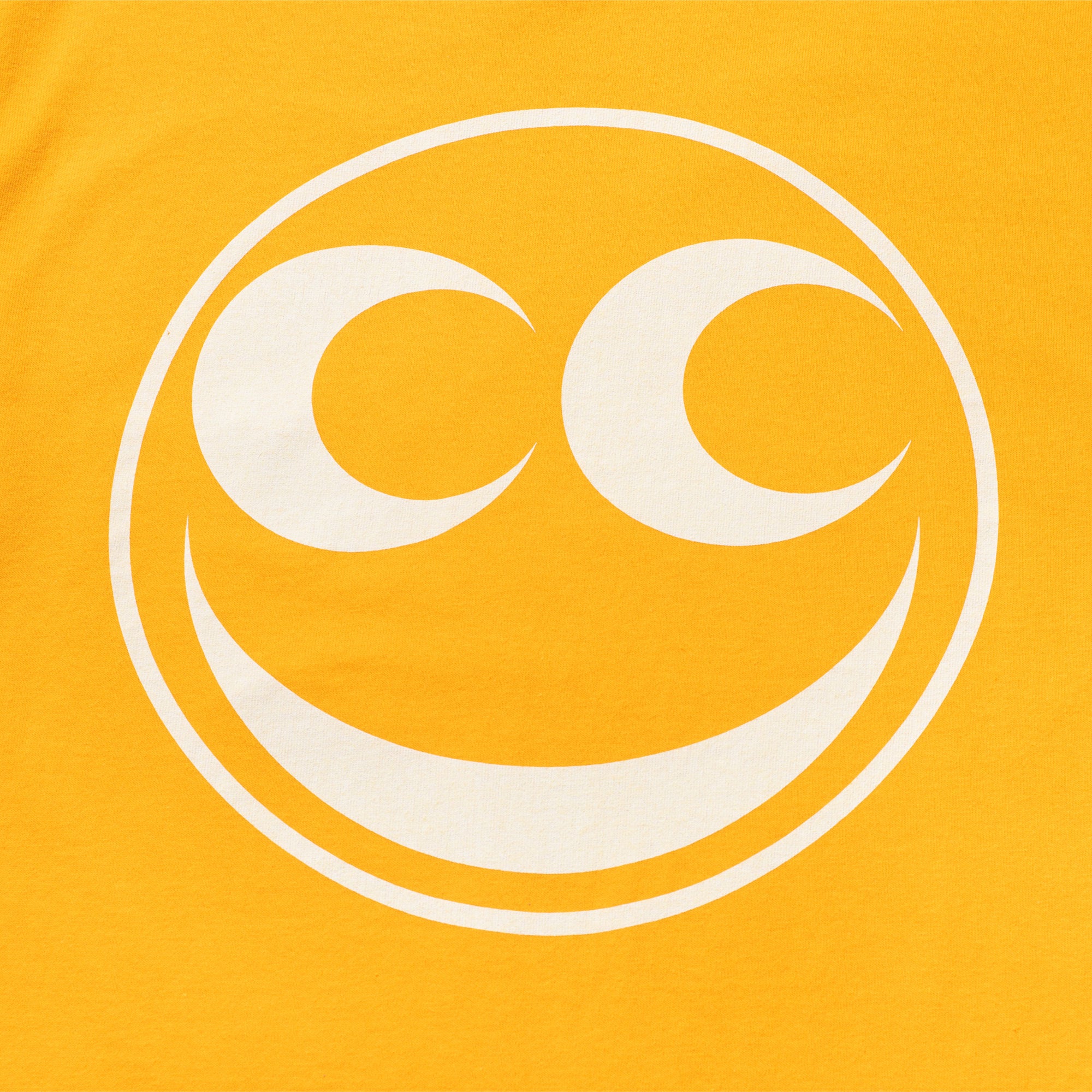 Smiley Tee - Gold